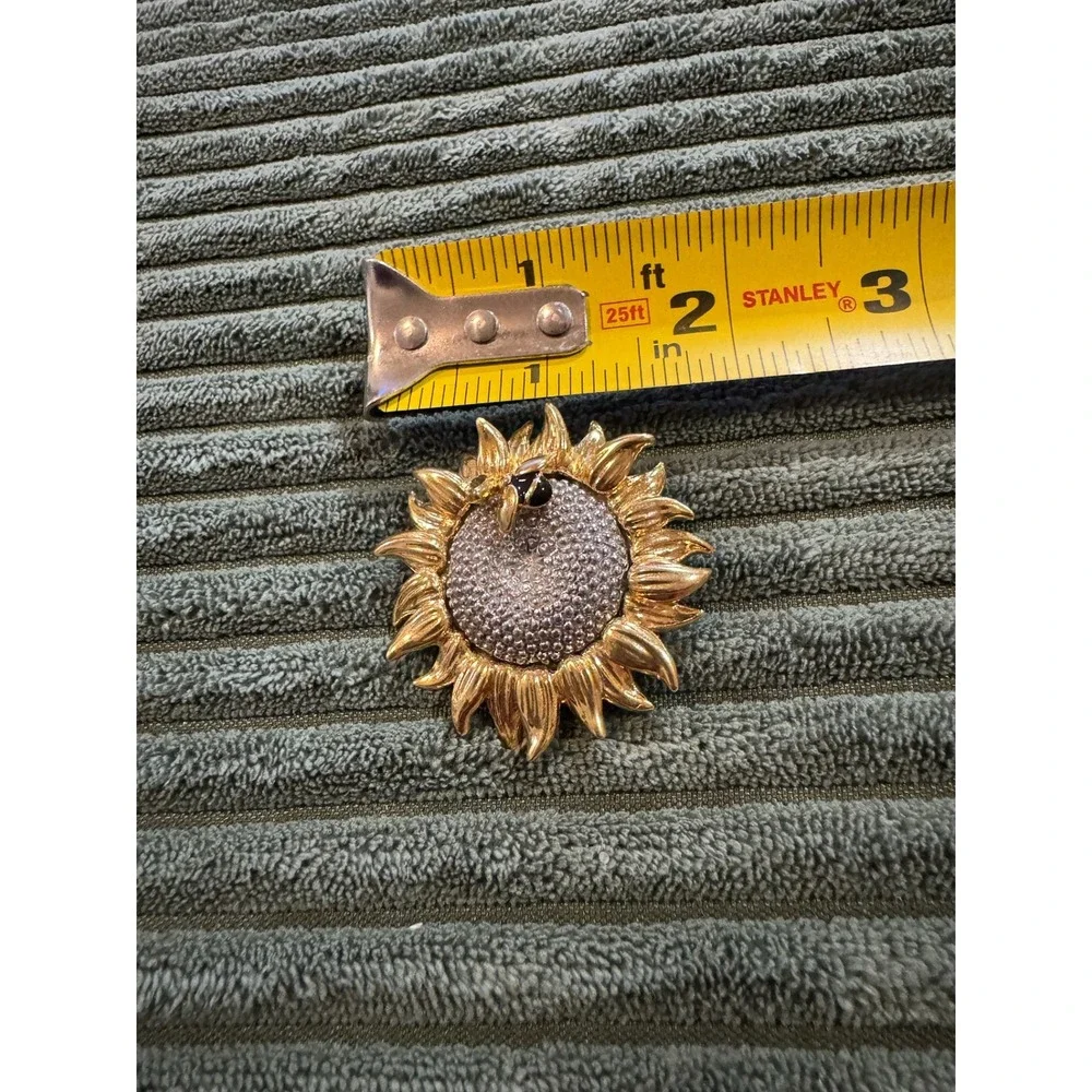 Liz Claibourne Gold Sunflower‎ Brooch Pin with Bee Rhinestone Center